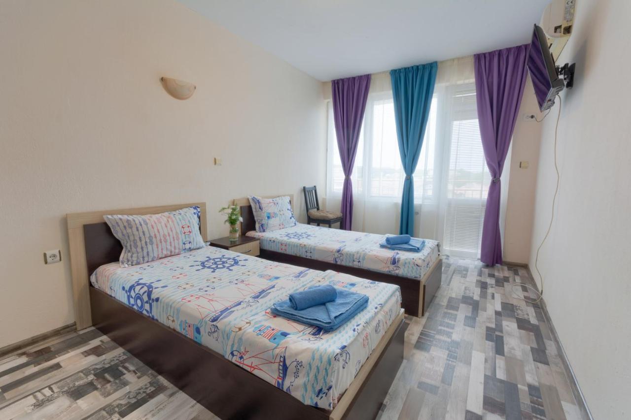 Kazlarov Guest House Kiten  Exterior foto